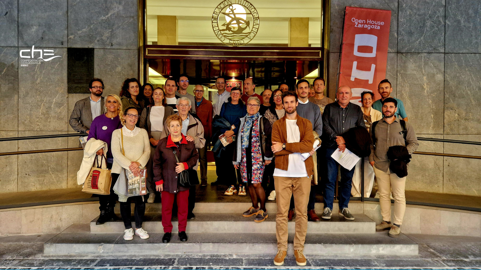 Visita en la Confederación Hidrográfica del Ebro con acento arquitectónico Visita en la Confederación Hidrográfica del Ebro con acento arquitectónico