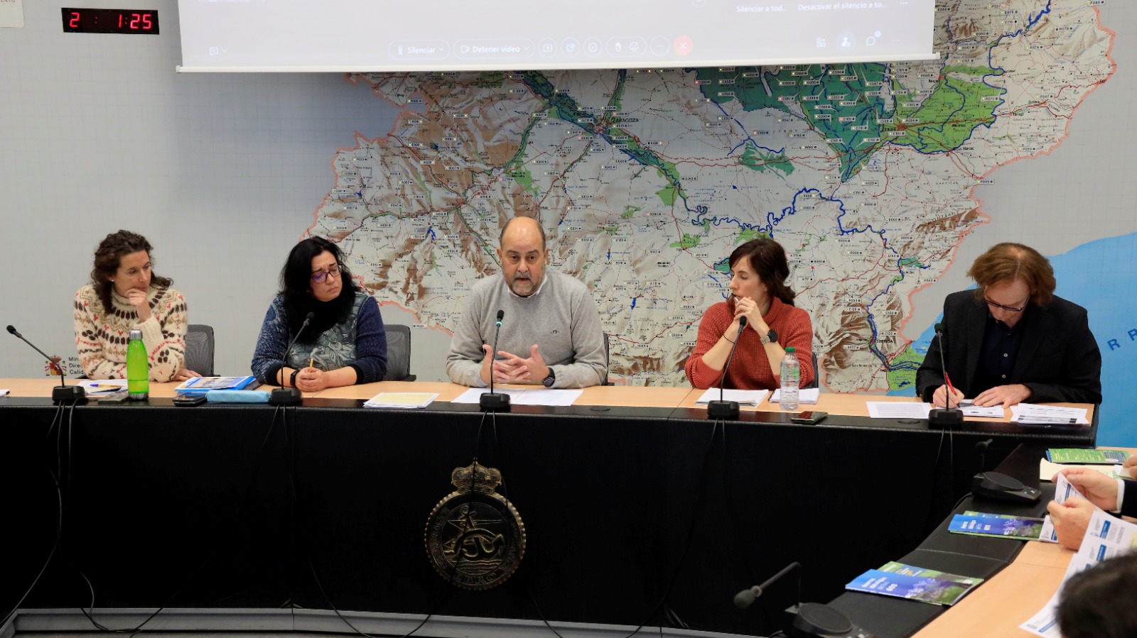 Carlos Arrazola destaca la importancia de que los usuarios de la Cuenca del Ebro estén informados sobre qué se puede hacer en el entorno de los ríos y cómo hay que plantearlo Carlos Arrazola destaca la importancia de que los usuarios de la Cuenca del Ebro estén informados sobre qué se puede hacer en el entorno de los ríos y cómo hay que plantearlo