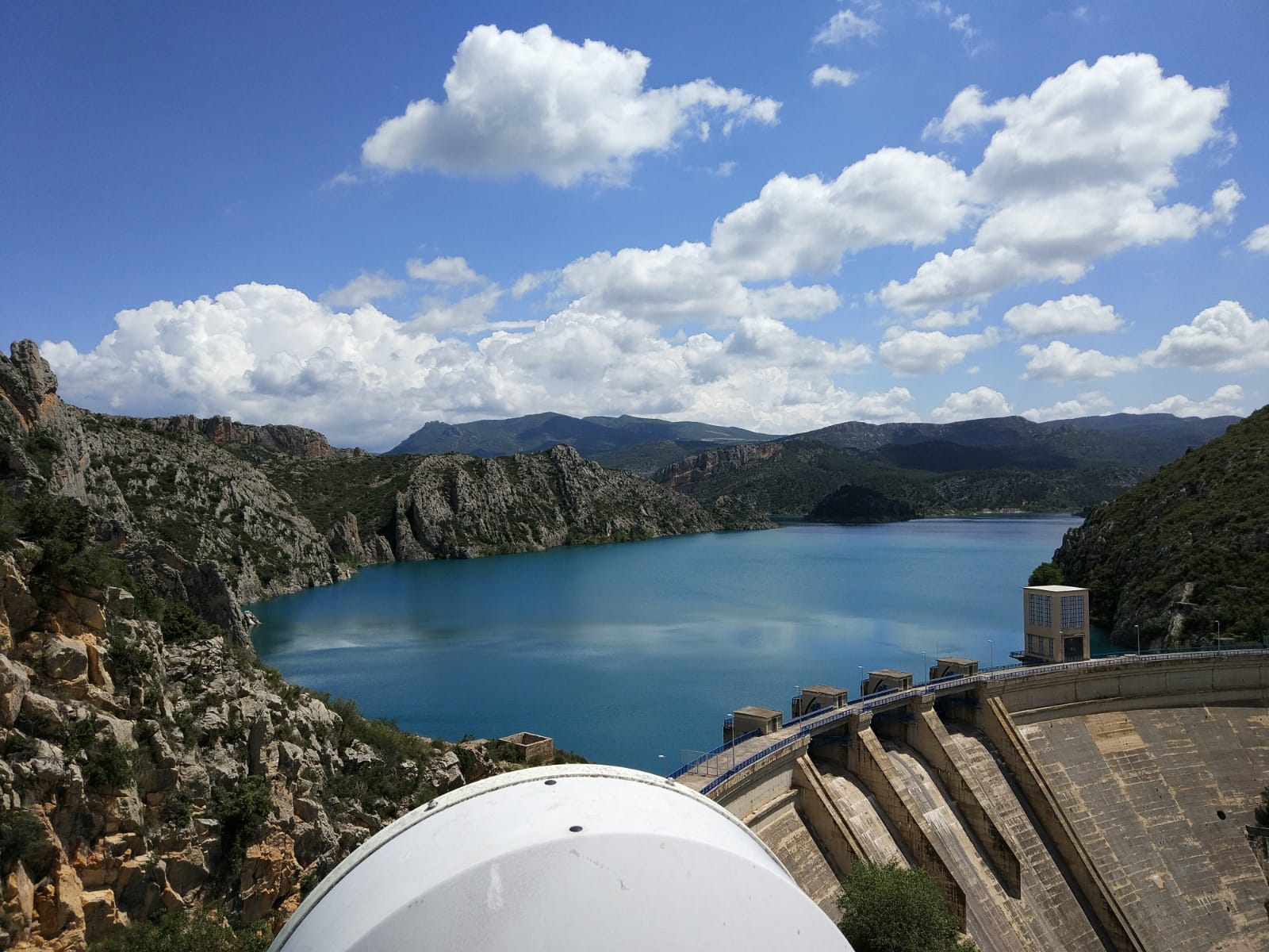 Adjudicado el mantenimiento de infraestructuras del Canal de Aragón y Cataluña Adjudicado el mantenimiento de infraestructuras del Canal de Aragón y Cataluña