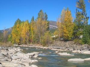 Río Ara en Boltaña Río Ara en Boltaña